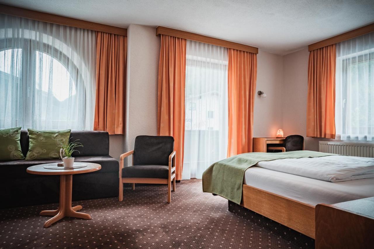 Hotel Garni Romantika Sankt Leonhard im Pitztal Dış mekan fotoğraf
