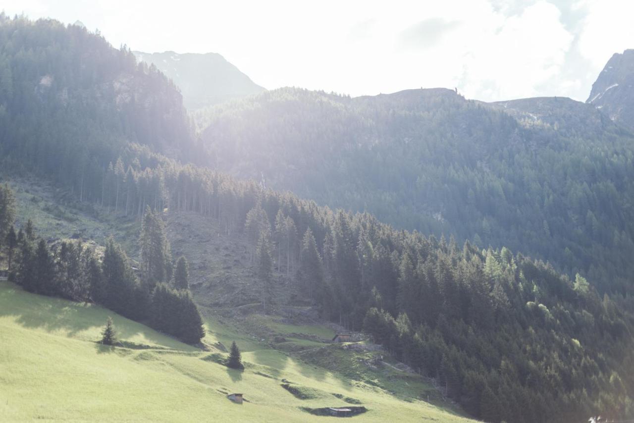 Hotel Garni Romantika Sankt Leonhard im Pitztal Dış mekan fotoğraf